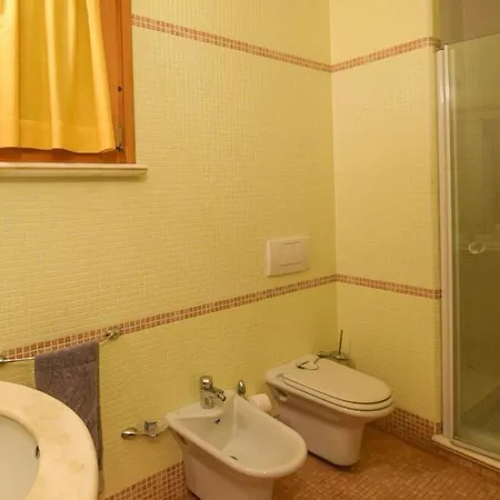 Paradiso By Posarellivillas *