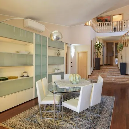 Paradiso By Posarellivillas Villa