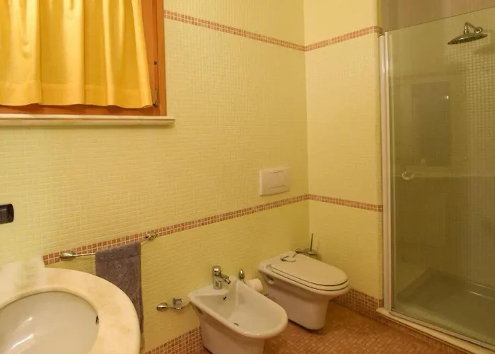 Paradiso By Posarellivillas *